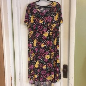 NWT Multi-color Floral LuLaRoe 3X Carly